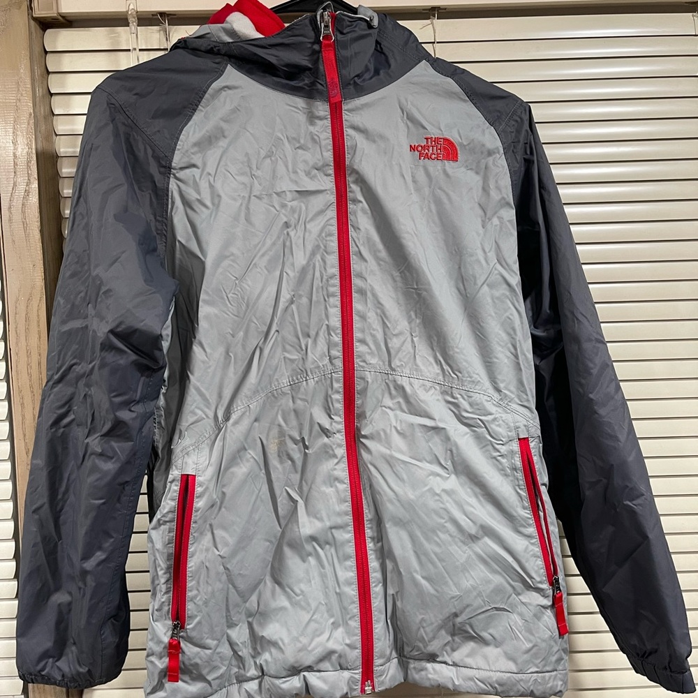 North face boy jacket gently used great condition